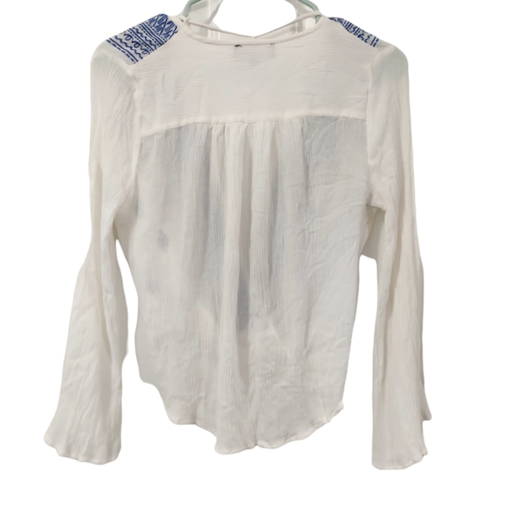 Lulu's Embroidered Wrap Blouse - Picture 4 of 4